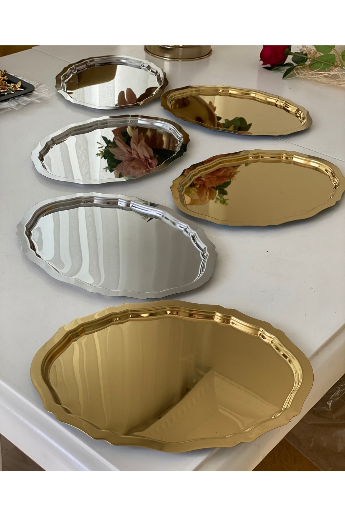 25 CM GOLD VE GÜMÜŞ RENK OVAL MODEL 6 LI SUNUM TEPSİSİ