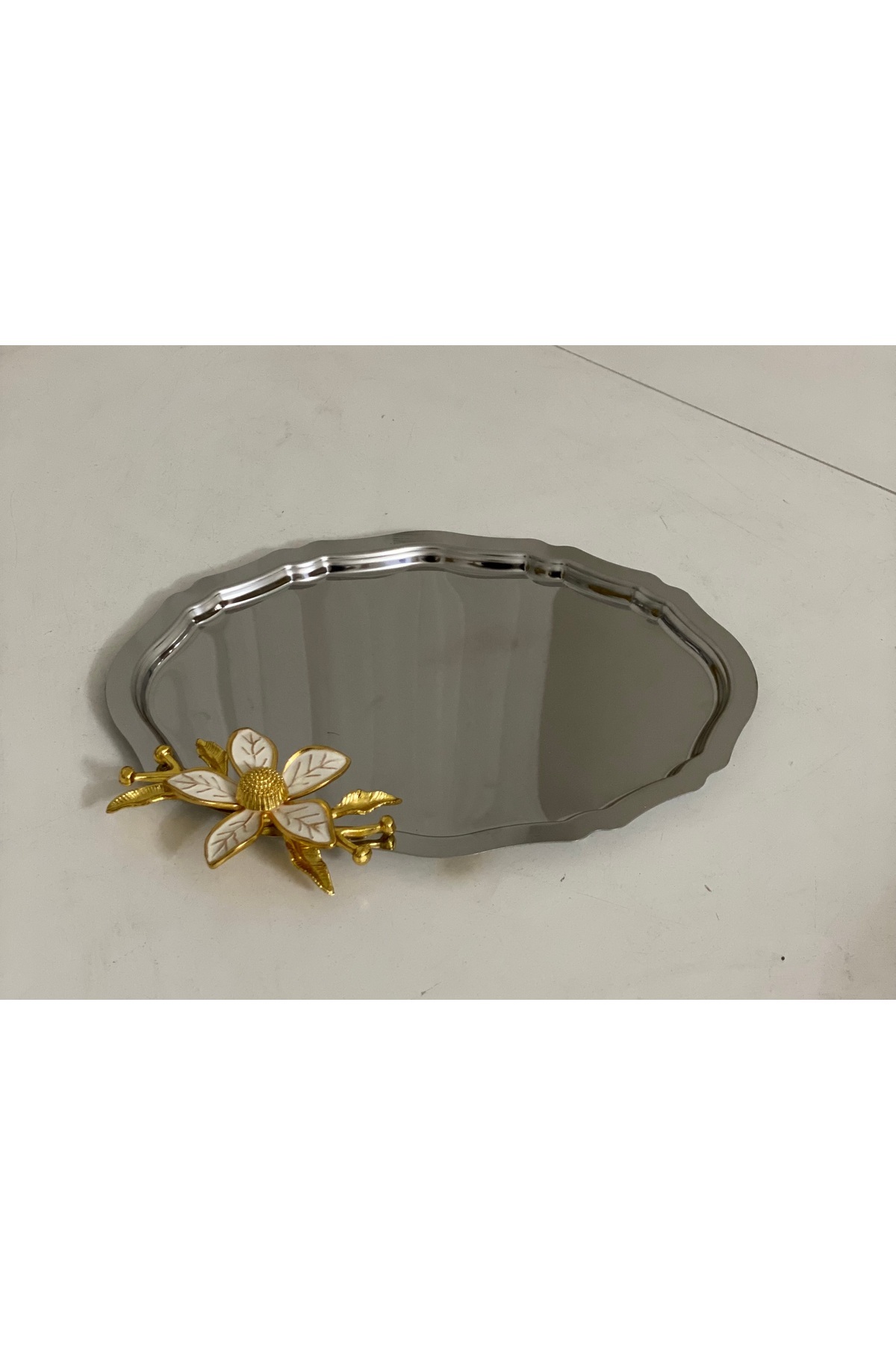 20*25 CM ÇELİK OVAL MODEL 1 ADET BÜYÜK ÇİÇEKLİ SUNUM TEPSİSİ