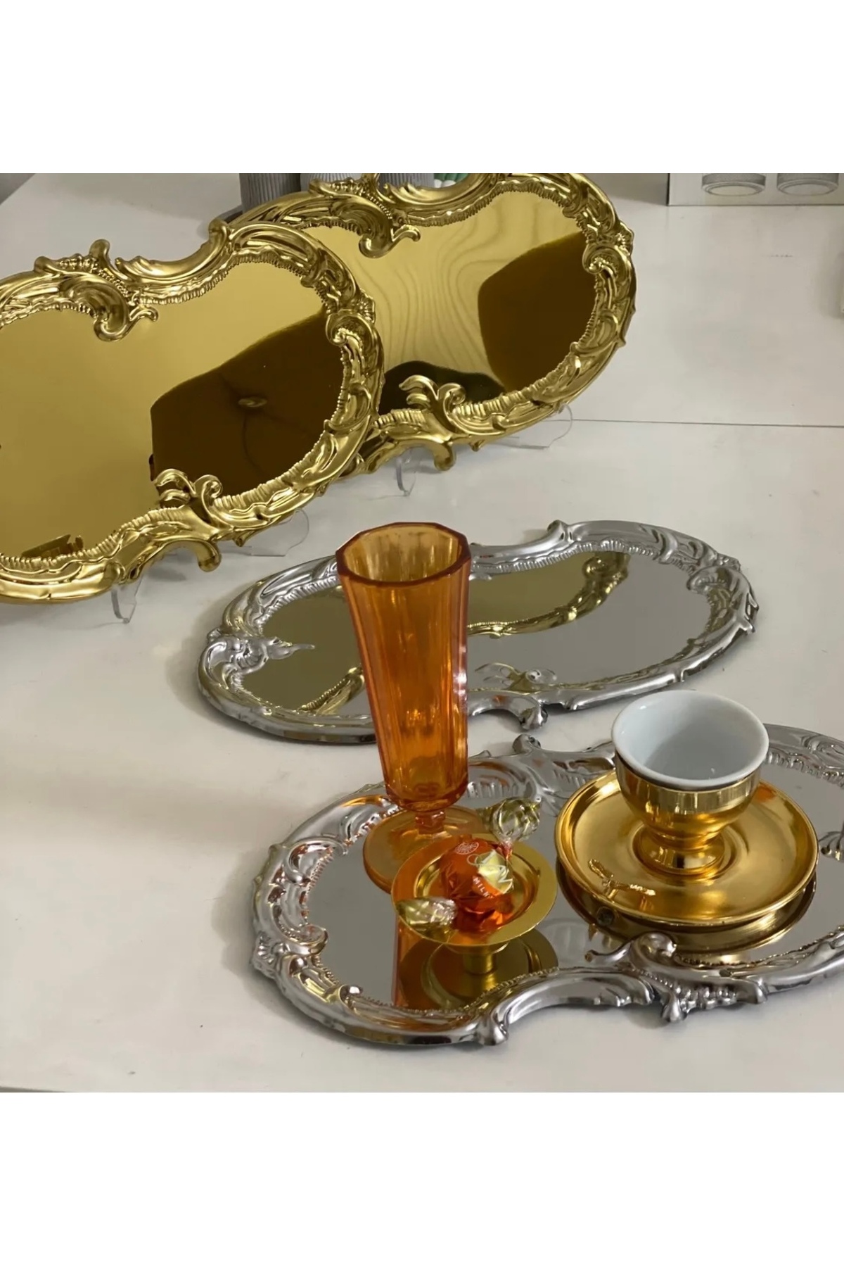 2 Gold 2 Gümüş Renk Işlemeli Dantel Desen Artnova Servis Ve Sunum Tepsisi