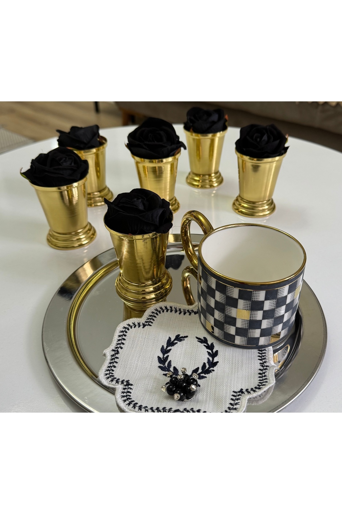GOLD KAPLAMA 6 ADET GÜL KOVASI SİYAH GÜLLER DAHİLDİR