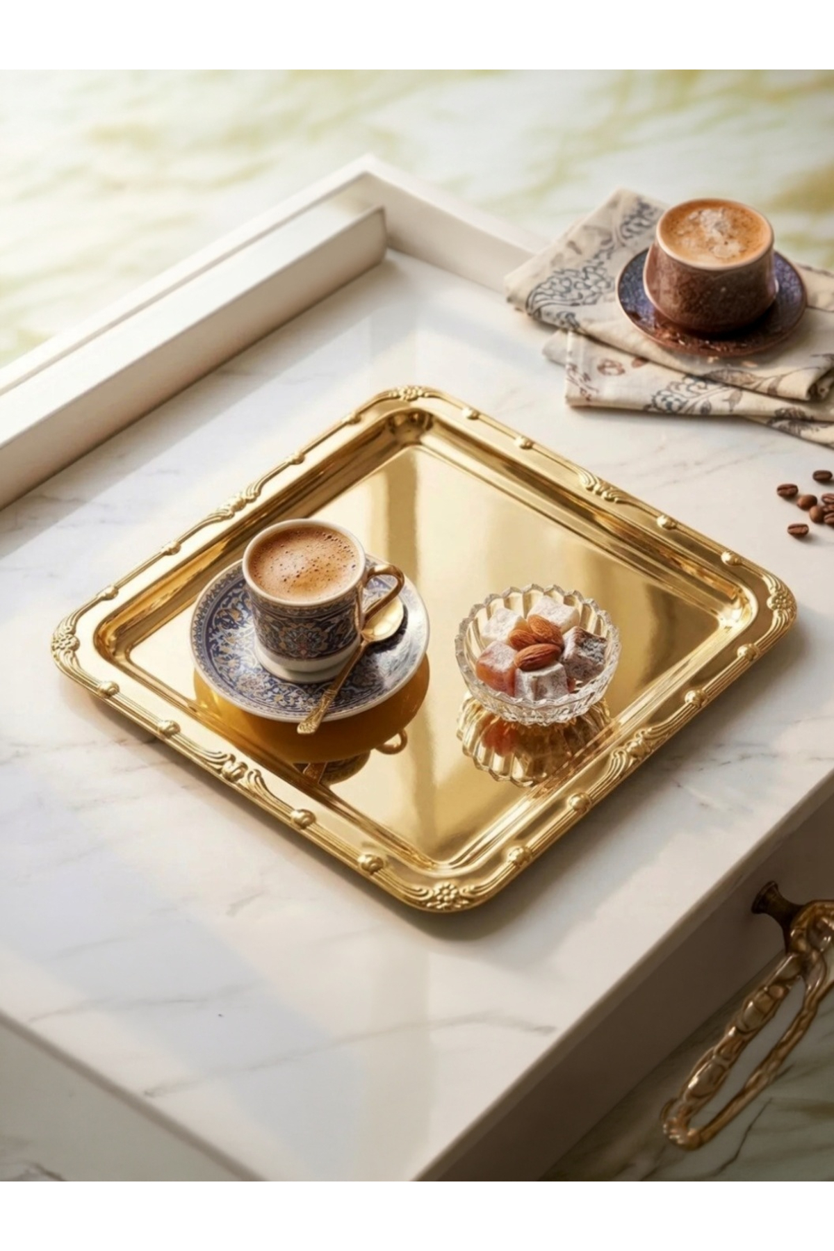 GOLD KARE 1 ADET KENARI GOLD DESENLİ ÇAY KAHVE SUNUM TEPSİSİ