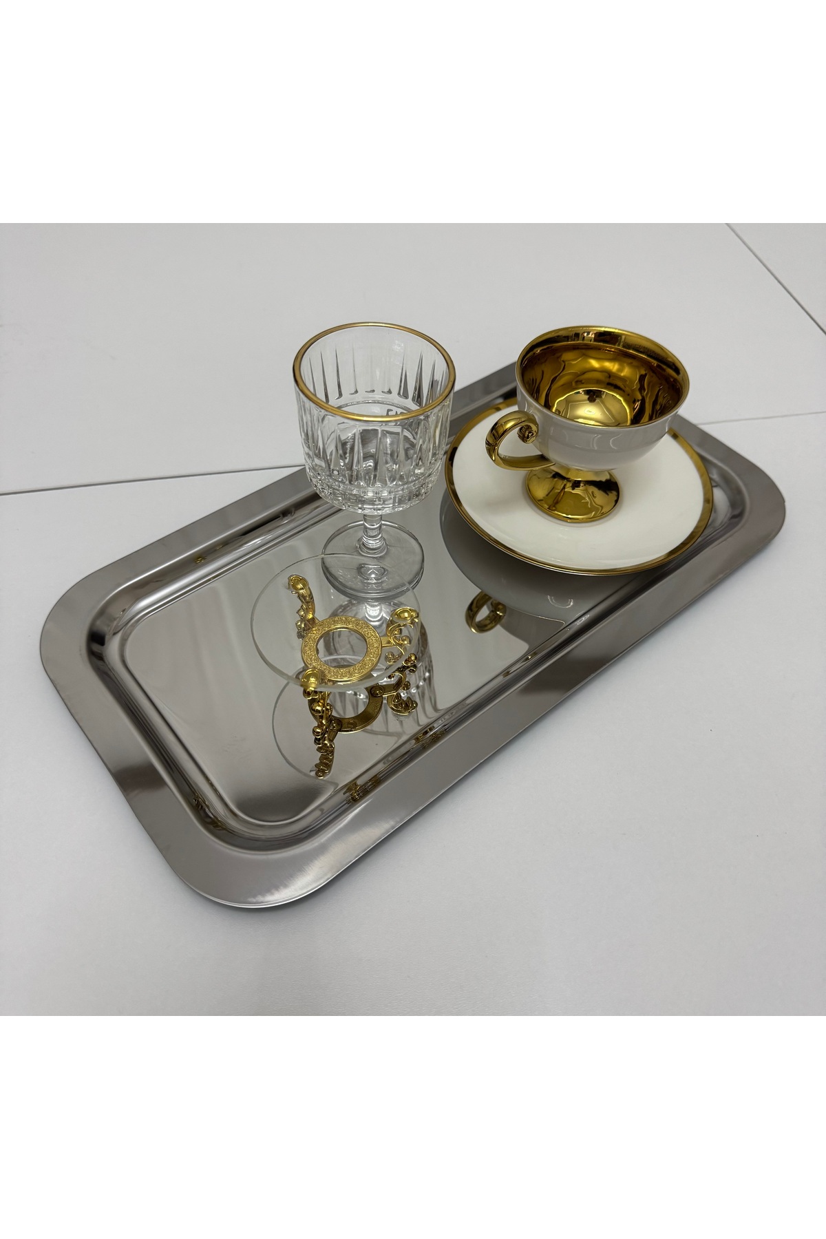 1 ADET ÇELİK BÜYÜK DİKDÖRTGEN MODEL SERVİS VE SUNUM TEPSİSİ 18*33 CM