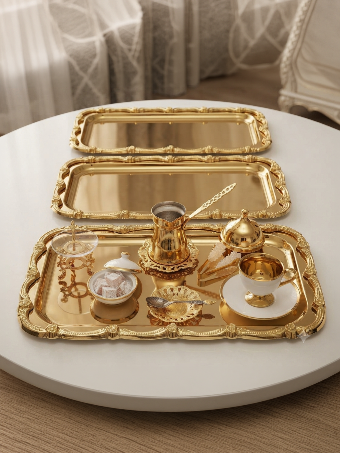 3 ADET GOLD RENK BÜYÜK DİKDÖRTGEN ÇERÇEVELİ MODEL SERVİS VE SUNUM TEPSİSİ