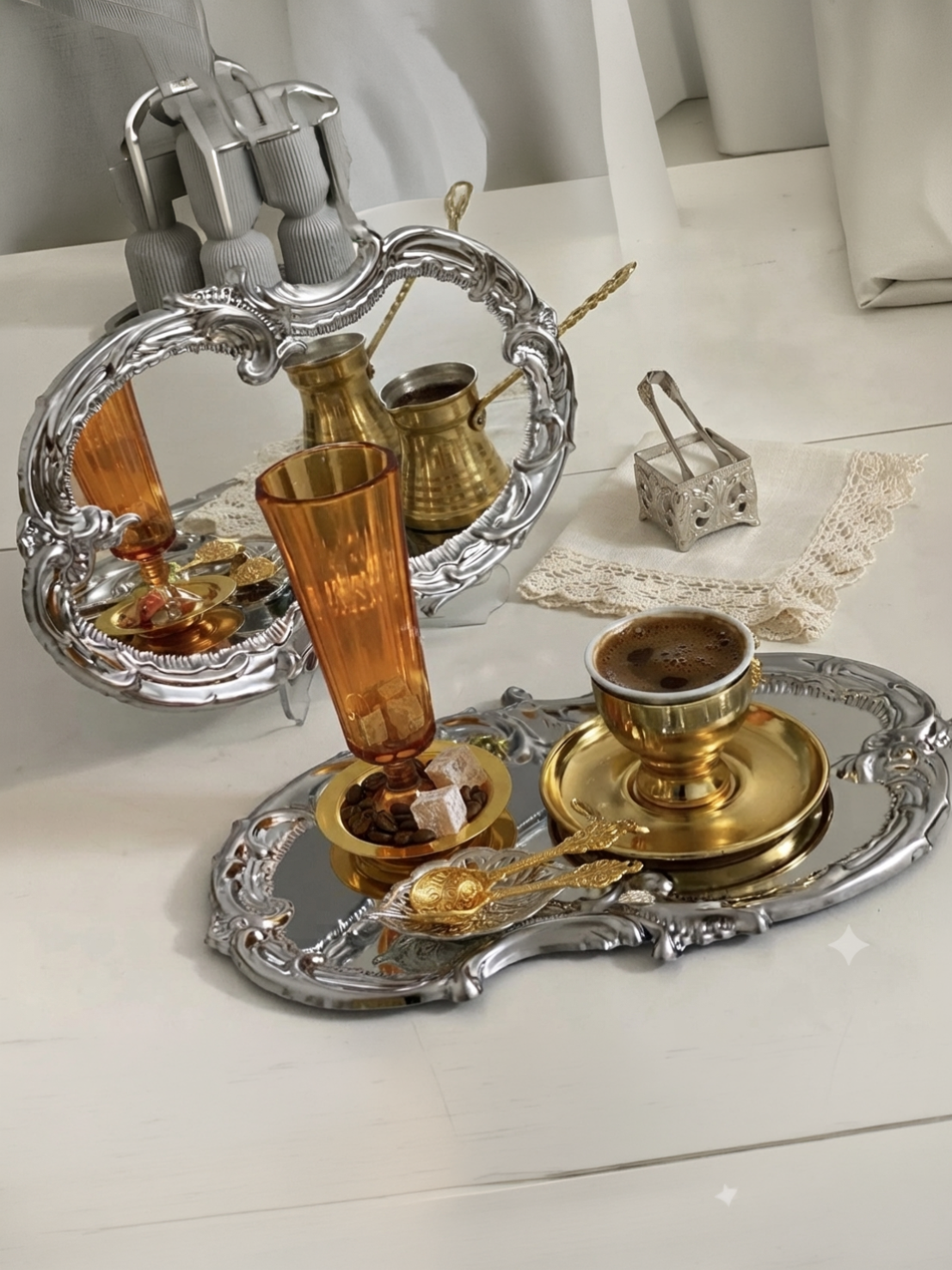 PASLANMAZ ÇELİK GÜMÜŞ RENK 2 ADET ARTNOVA MODEL SERVİS VE SUNUM TEPSİSİ