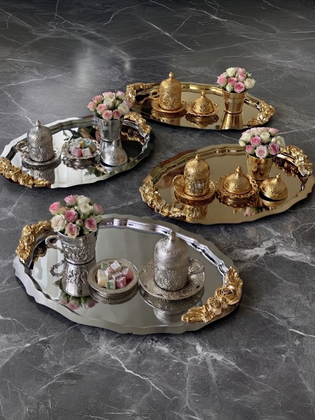 20*25 CM OVAL 2 GOLD 2 GÜMÜŞ KULPLU MODEL SUNUM TEPSİSİ