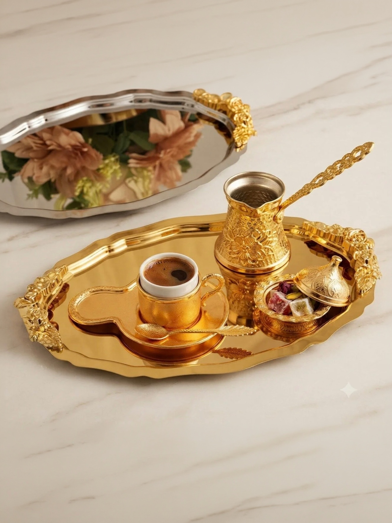20*25 CM GOLD VE GÜMÜŞ OVAL KULPLU SUNUM TEPSİSİ